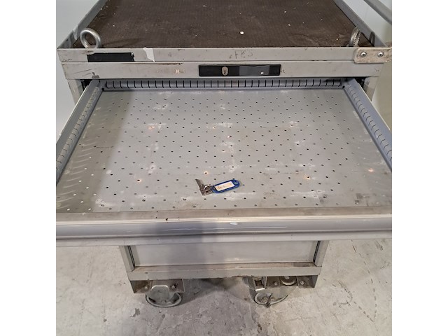 Gereedschapswagen met inhoud, lista - afbeelding 4 van  11