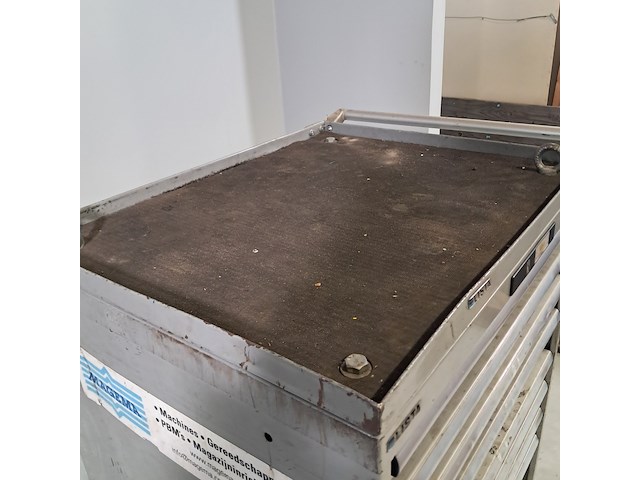 Gereedschapswagen met inhoud, lista - afbeelding 3 van  11