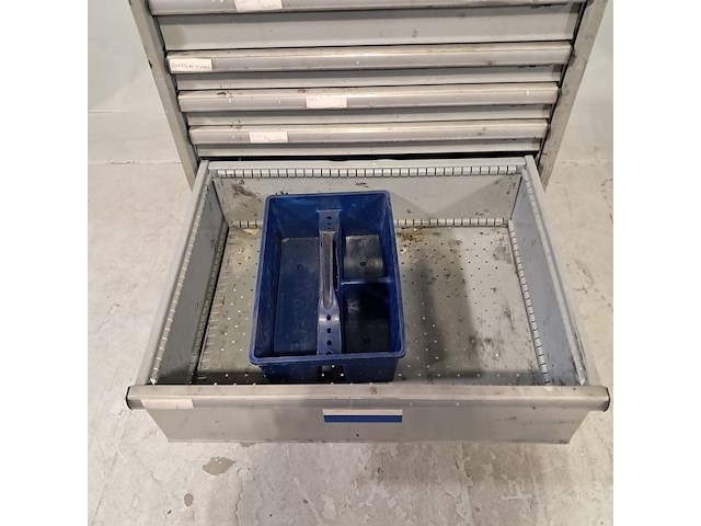 Gereedschapswagen met inhoud, lista - afbeelding 9 van  9