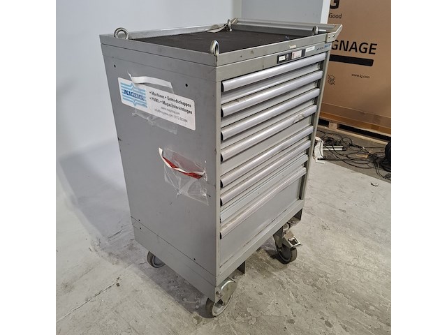 Gereedschapswagen met inhoud, lista - afbeelding 2 van  8