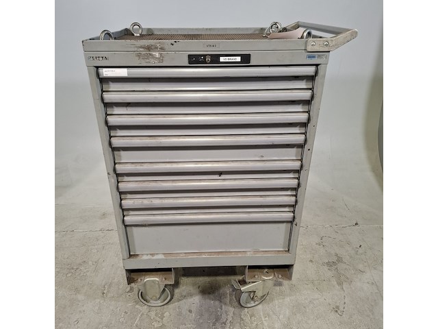 Gereedschapswagen met inhoud, lista - afbeelding 1 van  12