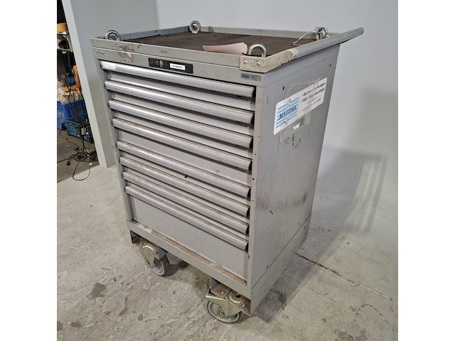 Gereedschapswagen met inhoud, lista - afbeelding 6 van  12