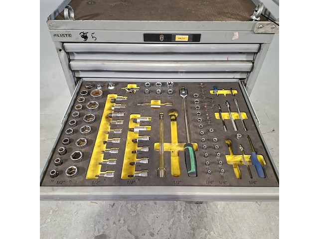 Gereedschapswagen met inhoud, lista - afbeelding 10 van  12