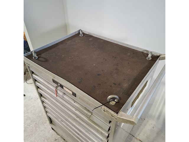 Gereedschapswagen met inhoud, lista - afbeelding 7 van  12