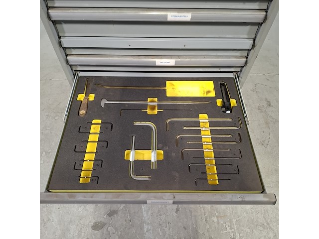 Gereedschapswagen met inhoud, lista - afbeelding 3 van  12