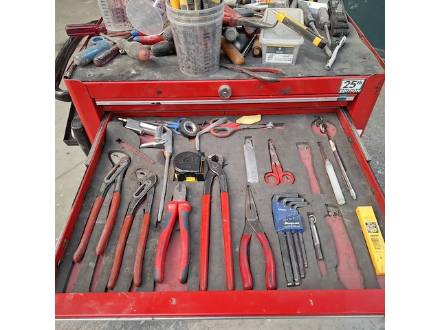 Gereedschapswagen met inhoud snap-on - afbeelding 6 van  11