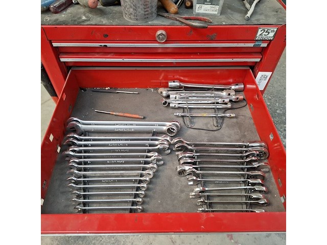 Gereedschapswagen met inhoud snap-on - afbeelding 7 van  11