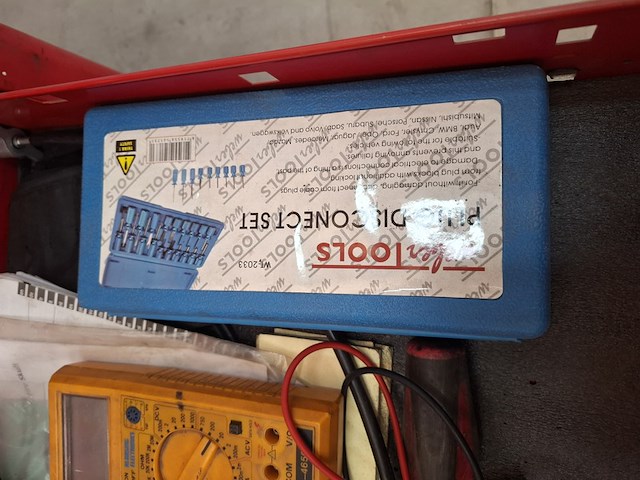 Gereedschapswagen met inhoud snap-on - afbeelding 2 van  13