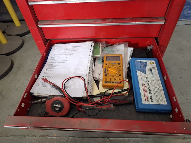 Gereedschapswagen met inhoud snap-on - afbeelding 12 van  13