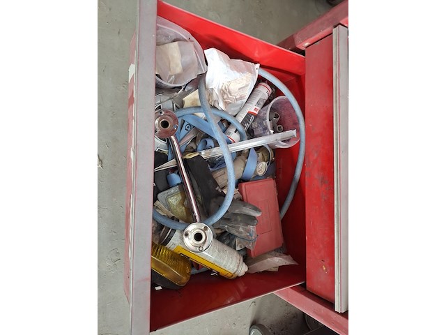 Gereedschapswagen met inhoud snap-on - afbeelding 9 van  9