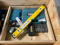 Gereedschapswagen met inhoud - afbeelding 2 van  8