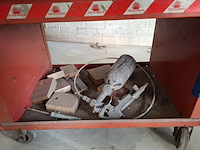 Gereedschapswagen met inhoud - afbeelding 7 van  7