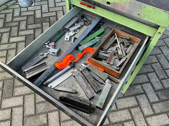 Gereedschapswagen met tooling/gereedschap - afbeelding 7 van  21