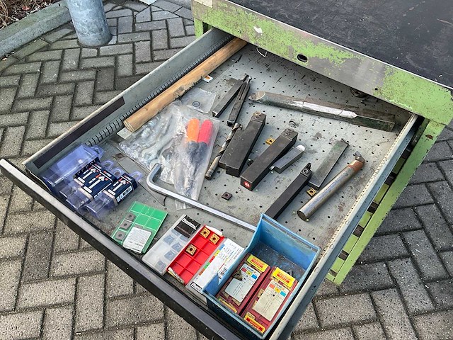 Gereedschapswagen met tooling/gereedschap - afbeelding 10 van  21