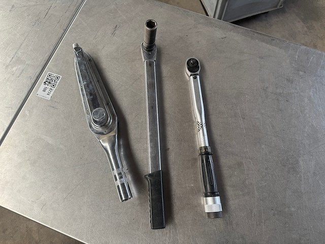 Gereedschapswagen met uitklapbare werkbank - afbeelding 8 van  13
