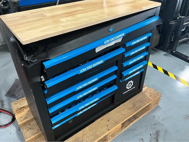 Gereedschapswagen transportschade ultra force equipment - afbeelding 6 van  7
