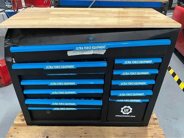 Gereedschapswagen transportschade ultra force equipment - afbeelding 1 van  7