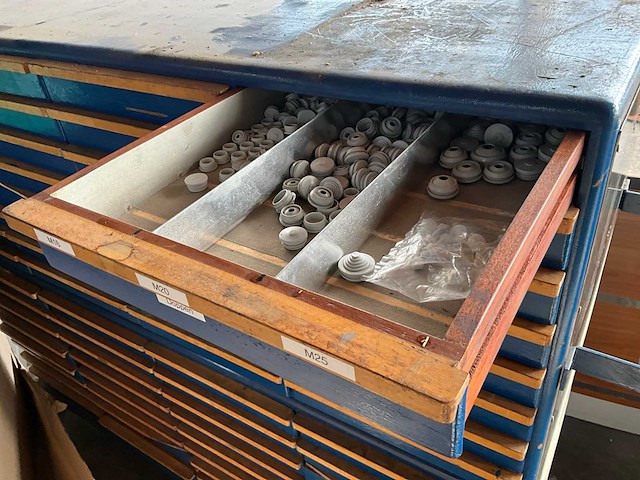 Gereedschapswagen - afbeelding 2 van  6