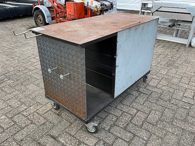 Gereedschapswagen - afbeelding 2 van  4