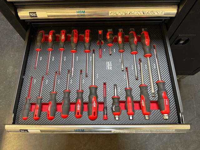 Gereedschapswagens en werkbank - afbeelding 11 van  22