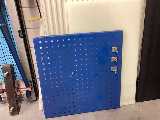 Gereedschapswand met gereedschap - afbeelding 8 van  16