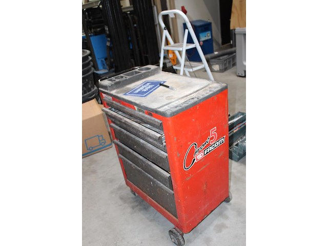 Gereedschapwagen facom met enkele gereedschappen. - afbeelding 2 van  3