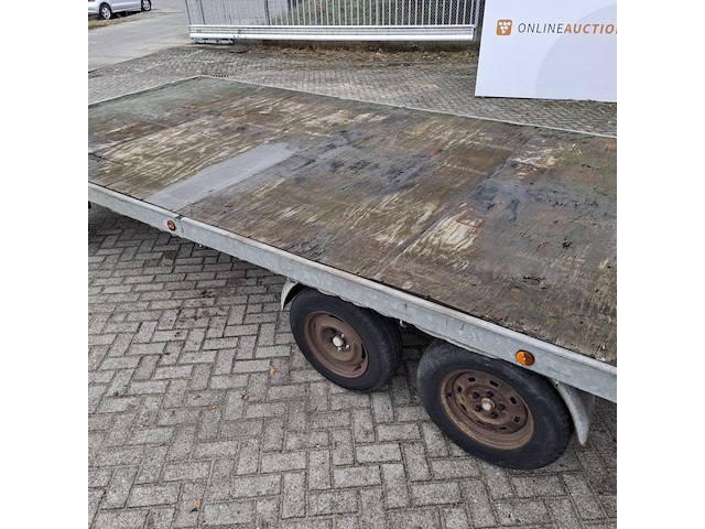 Geremde plateauwagen, hapert - afbeelding 11 van  19