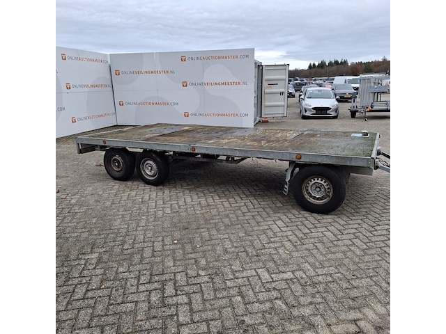 Geremde plateauwagen, hapert - afbeelding 14 van  19