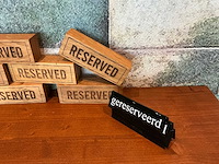 Gereserveerd bordje set - afbeelding 2 van  3