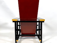 Gerrit rietveld rood-blauwe stoel 1918 kopie - afbeelding 2 van  5