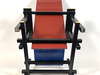 Gerrit rietveld rood-blauwe stoel 1918 kopie - afbeelding 3 van  5