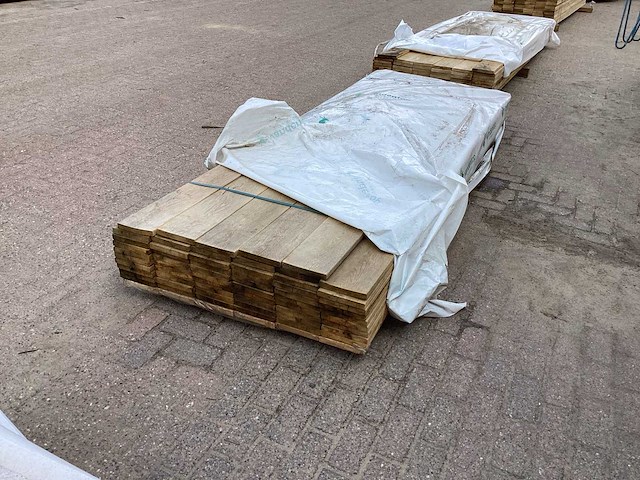 Geschaafd eiken plank, europees (66x) - afbeelding 1 van  4
