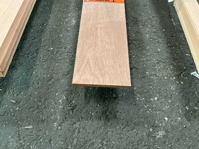 Geschaafd meranti 12x140 mm (2x) - afbeelding 2 van  4