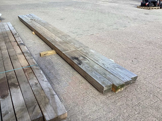 Geschaafd vuren (8x) - afbeelding 2 van  4