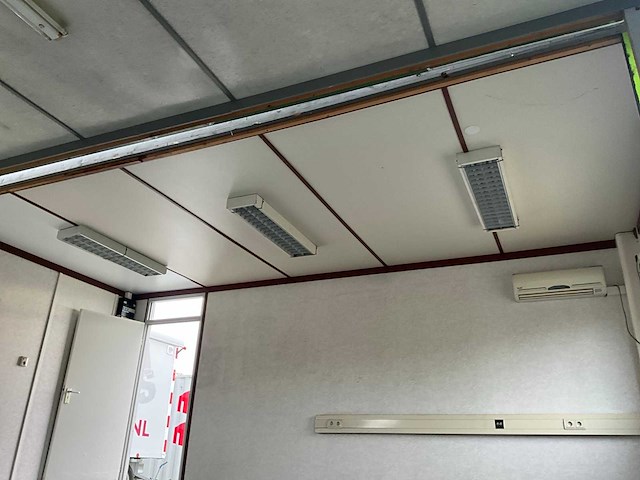 Geschakelde bouw unit - afbeelding 15 van  15