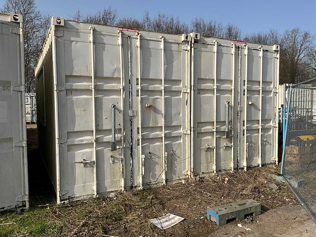 Geschakelde containerunit (20ft) - afbeelding 1 van  11