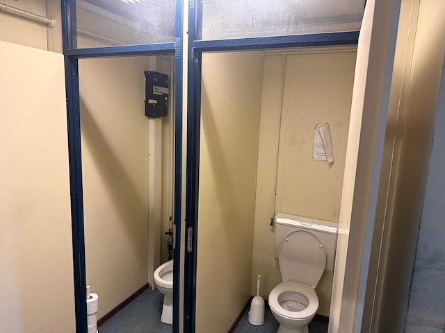 Geschakelde kantoorunits/bouwkeet 180 m2 met keuken/sanitair - afbeelding 22 van  29