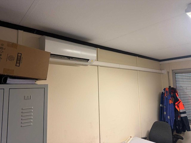 Geschakelde kantoorunits/bouwkeet 180 m2 met keuken/sanitair - afbeelding 28 van  29