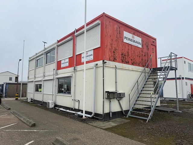 Geschakelde kantoorunits/bouwkeet 180 m2 met keuken/sanitair - afbeelding 1 van  29