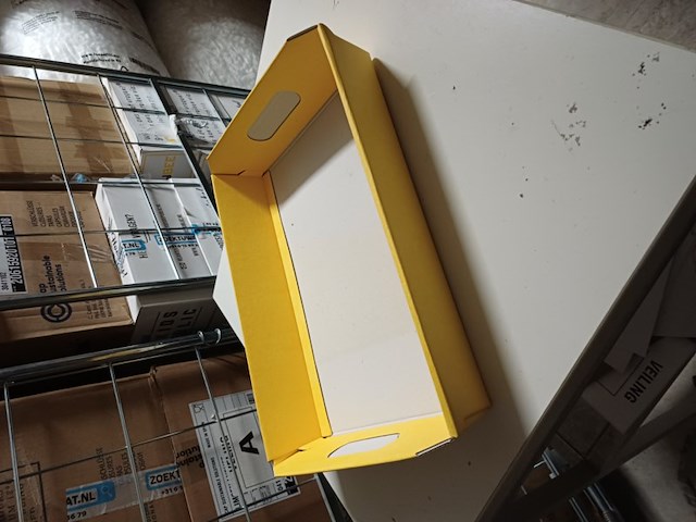 Geschenkdoos lari giall geel 35x26x7cm 20 stuks - afbeelding 4 van  11