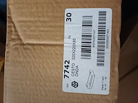 Geschenkdoos onda brown 32x22x8,5cm 20 stuks - afbeelding 4 van  9