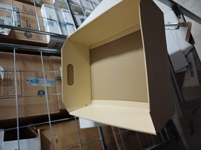 Geschenkdoos seta creme 40x30x12cm 30stuks - afbeelding 5 van  11