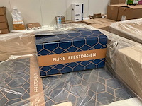 Geschenkdozen 550x390x300mm (550x) - afbeelding 1 van  2