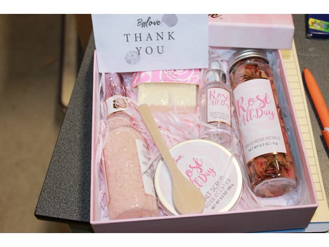 Geschenkset roos 1x in ds e - afbeelding 2 van  3