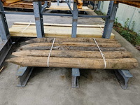 Geschild gepunte kastanjepaal diameter 180-200 mm lengte 2500 mm (5x) - afbeelding 1 van  2