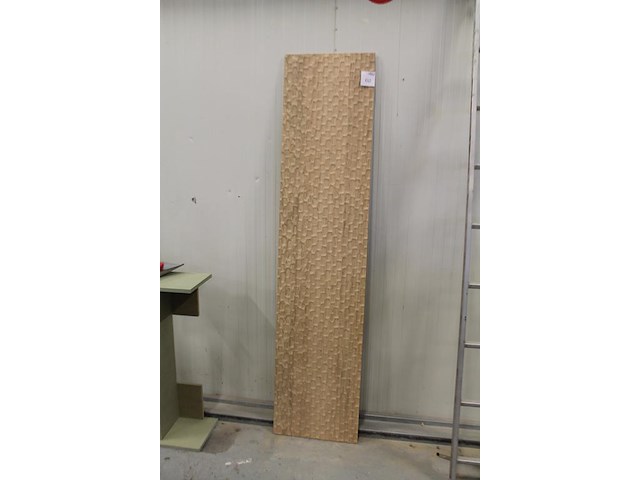 Geschulpt eikenhouten blad. afmeting 45.5 x 200 cm - afbeelding 2 van  3