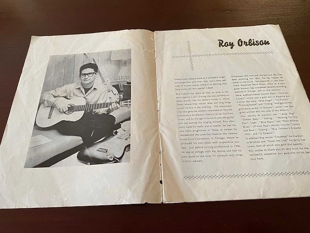 Gesigneerd programmaboekje roy orbison freddy and the dreamers - afbeelding 2 van  8