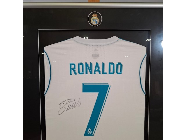 Gesigneerd voetbalshirt, adidas, real madrid, cristiano ronaldo - afbeelding 11 van  12