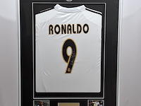 Gesigneerd voetbalshirt, adidas, real madrid, ronaldo luís nazário de lima - afbeelding 3 van  10