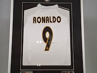 Gesigneerd voetbalshirt, adidas, real madrid, ronaldo luís nazário de lima - afbeelding 4 van  10